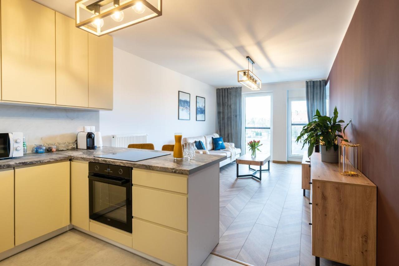 Lotte Apartment - Parking Podziemny, Osiedle Strzezone กลีวิตเซ ภายนอก รูปภาพ