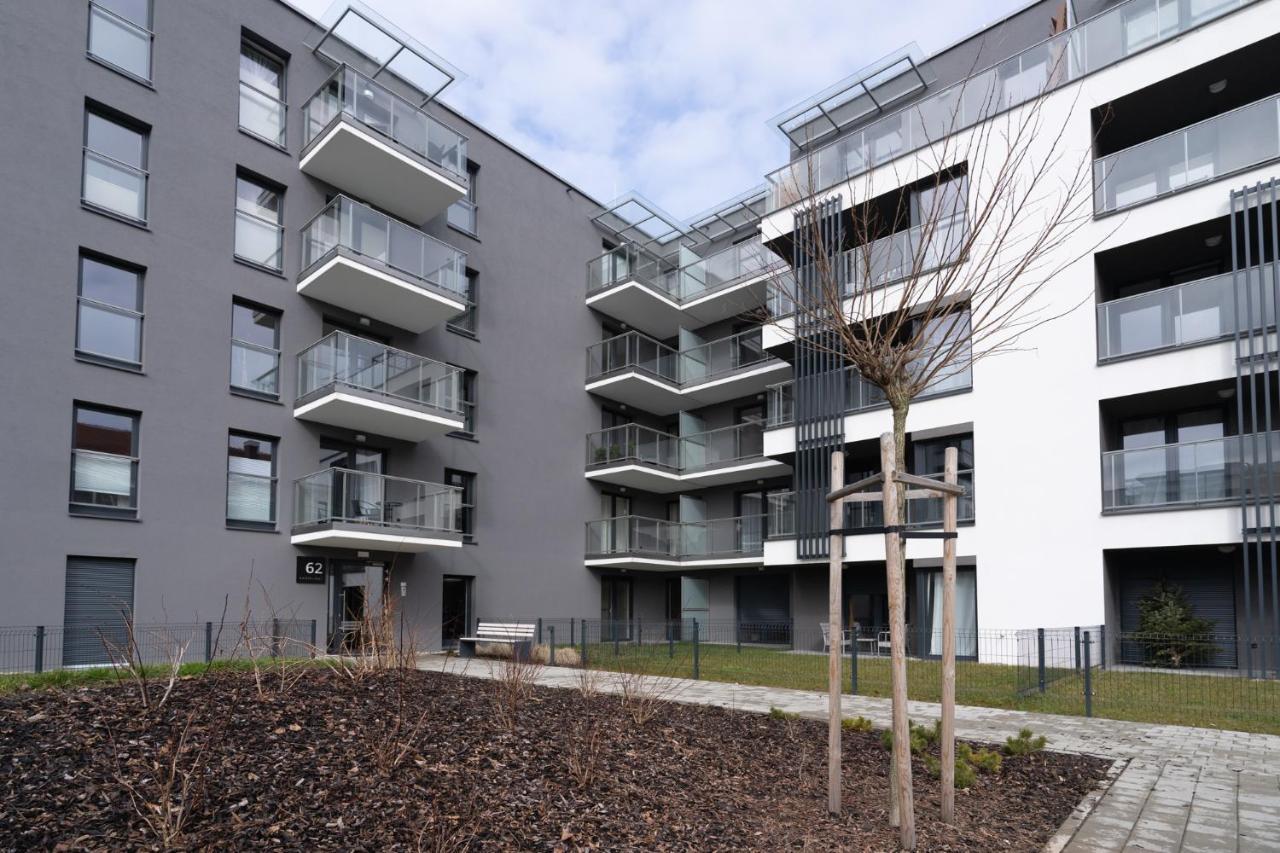 Lotte Apartment - Parking Podziemny, Osiedle Strzezone กลีวิตเซ ภายนอก รูปภาพ