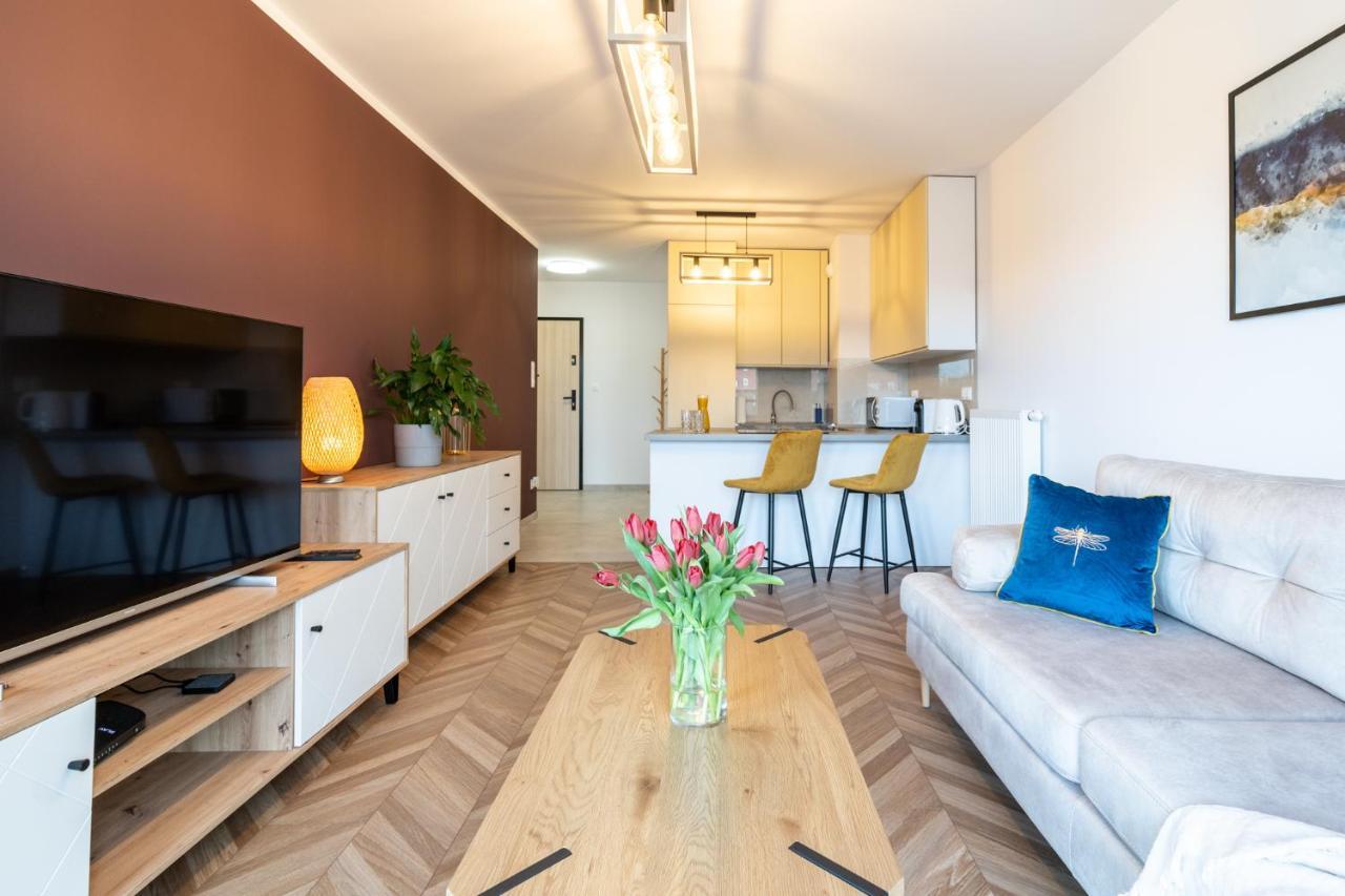 Lotte Apartment - Parking Podziemny, Osiedle Strzezone กลีวิตเซ ภายนอก รูปภาพ