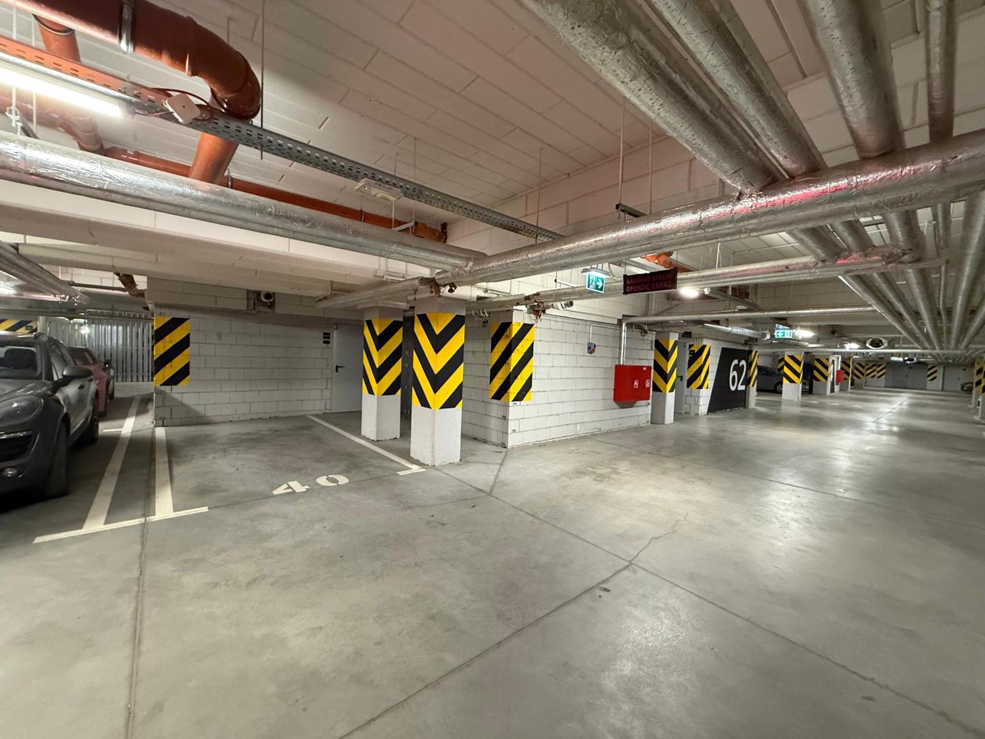 Lotte Apartment - Parking Podziemny, Osiedle Strzezone กลีวิตเซ ภายนอก รูปภาพ